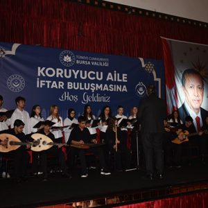Devletimizin Şefkat Eli: Bursa’da Koruyucu Aile İftar Buluşması - fotoğraf 10