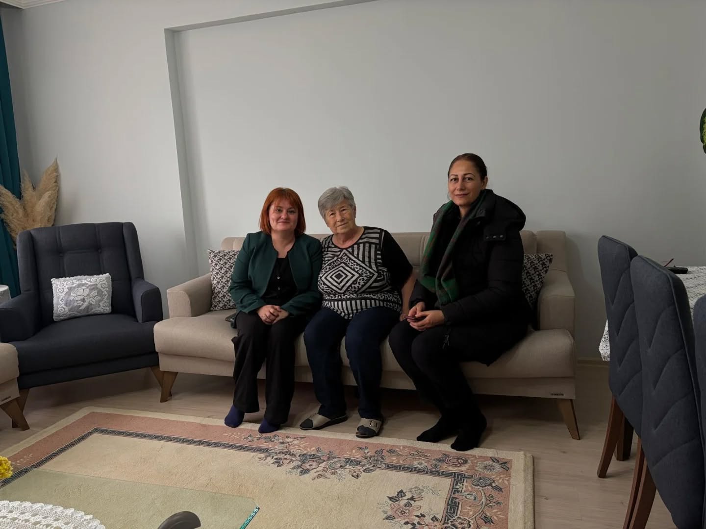 Çocuk Hizmetleri AR-GE ve Proje Daire Başkanı Serpil Ahu Demiralp’ten Koruyucu ve Şehit Ailelerine Ziyaret