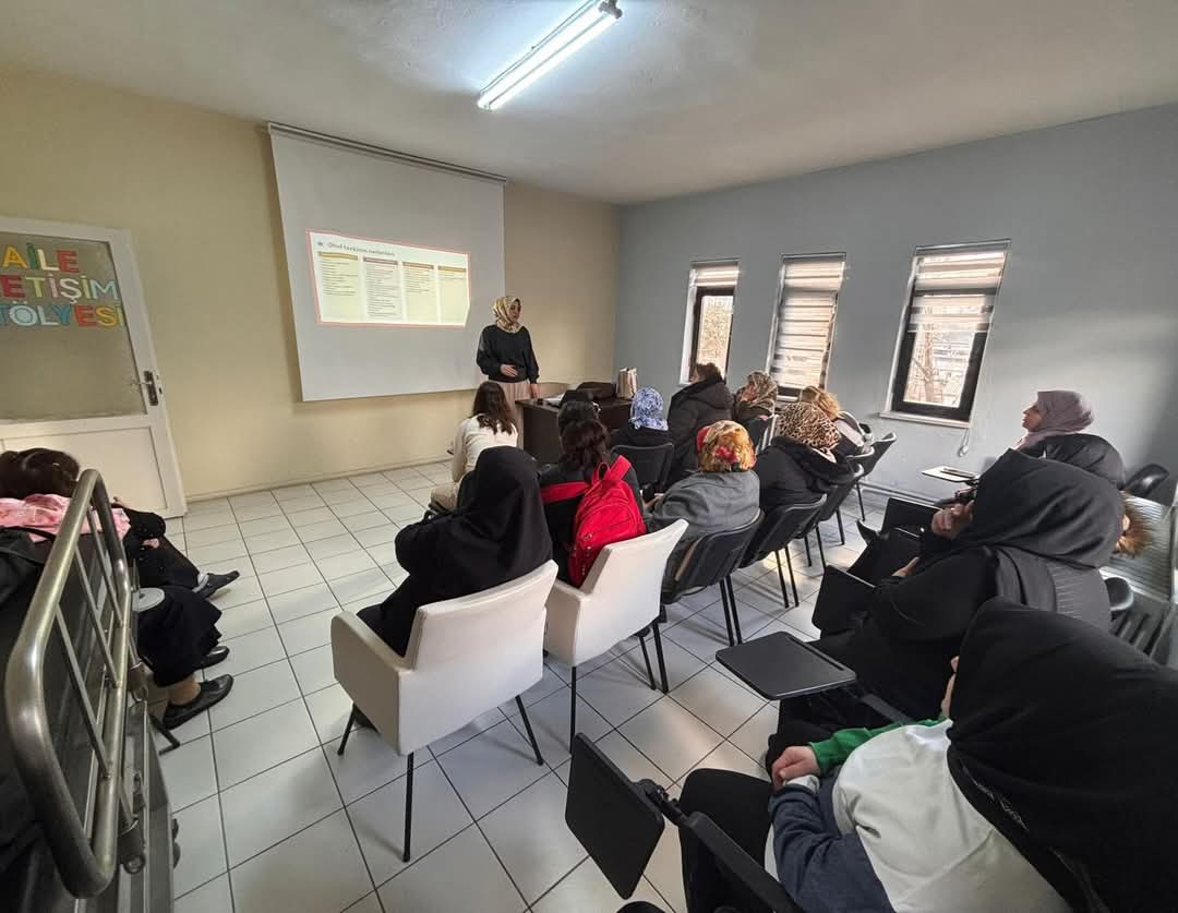 Modüler Aile Eğitim Programı Kapsamında Yer Alan Okul Hayatı Ve Çocuk Modülü Açık Grup Formatında Başarıyla Uygulandı