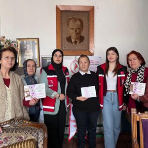 Bursa’da 8 Mart Dünya Kadınlar Günü: Şiddetle Mücadele ve Farkındalık Seferberliği - fotoğraf 2