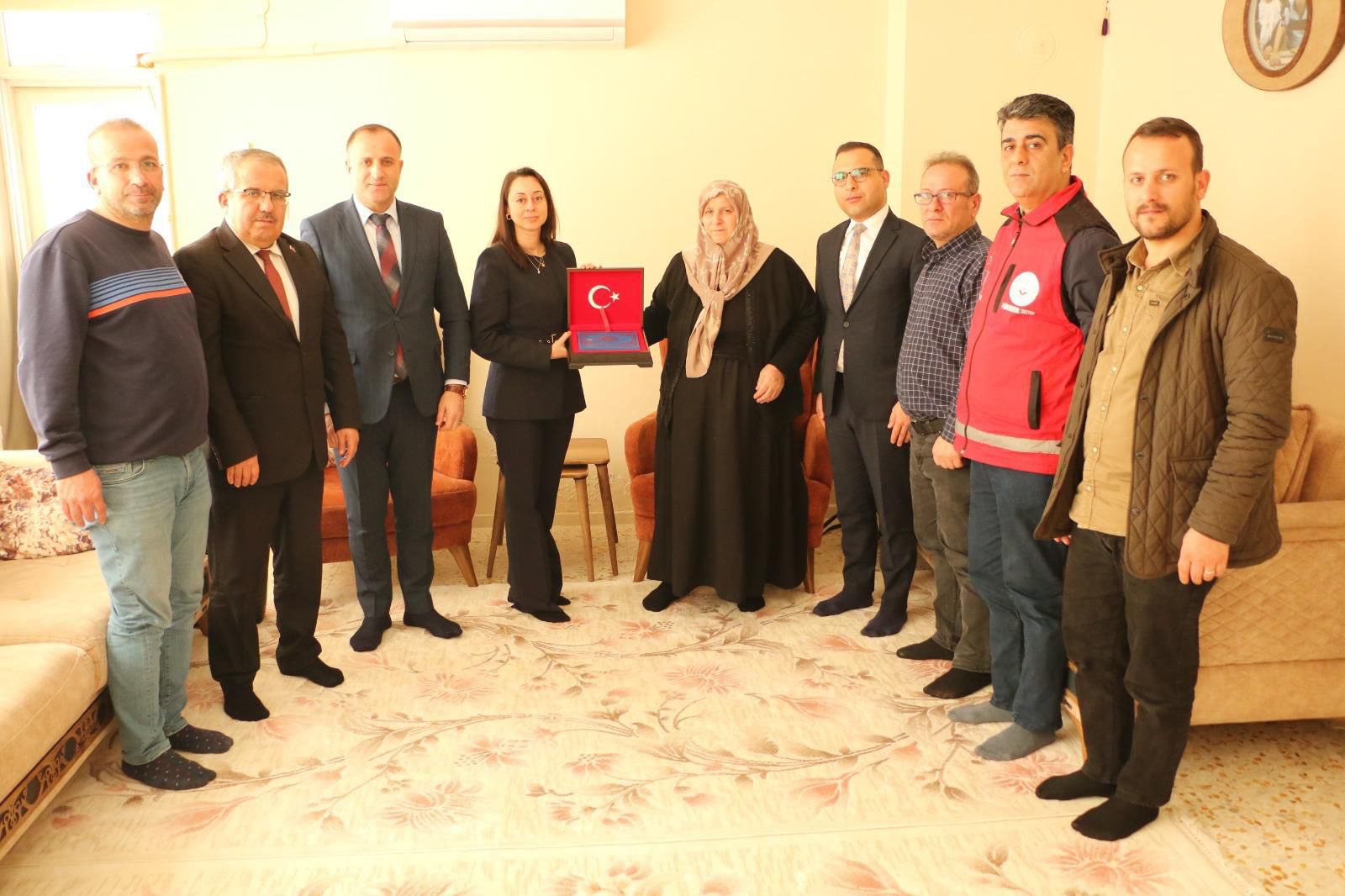 Bakanlık Heyetimiz İle Birlikte Aziz Şehidimizin Kıymetli Ailesini Ziyaret Ettik.