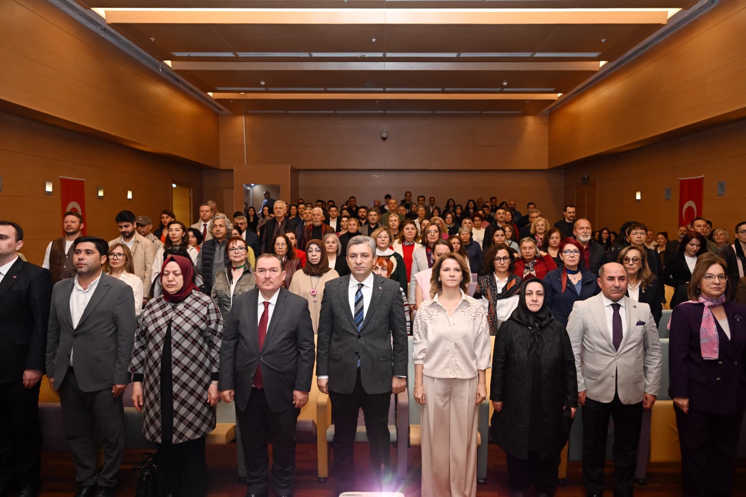 8 Mart Dünya Kadınlar Günü’nde  “Bir Kadın Bir Yolculuk: Kalemden Fırçaya” Adlı Özel Serginin Açılışı Gerçekleştirildi