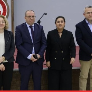 Susurluk Kaymakamı Sayın Turgut GÜLEN ve İl Müdürümüz Sayın Emine BÖÇKÜN, Çocuklarımızın İftar Sofrasına Konuk Oldu - fotoğraf 1