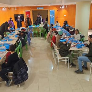 Çocuklarımız Geleneksel Gölge Oyunu ile Eğlendi! - fotoğraf 1