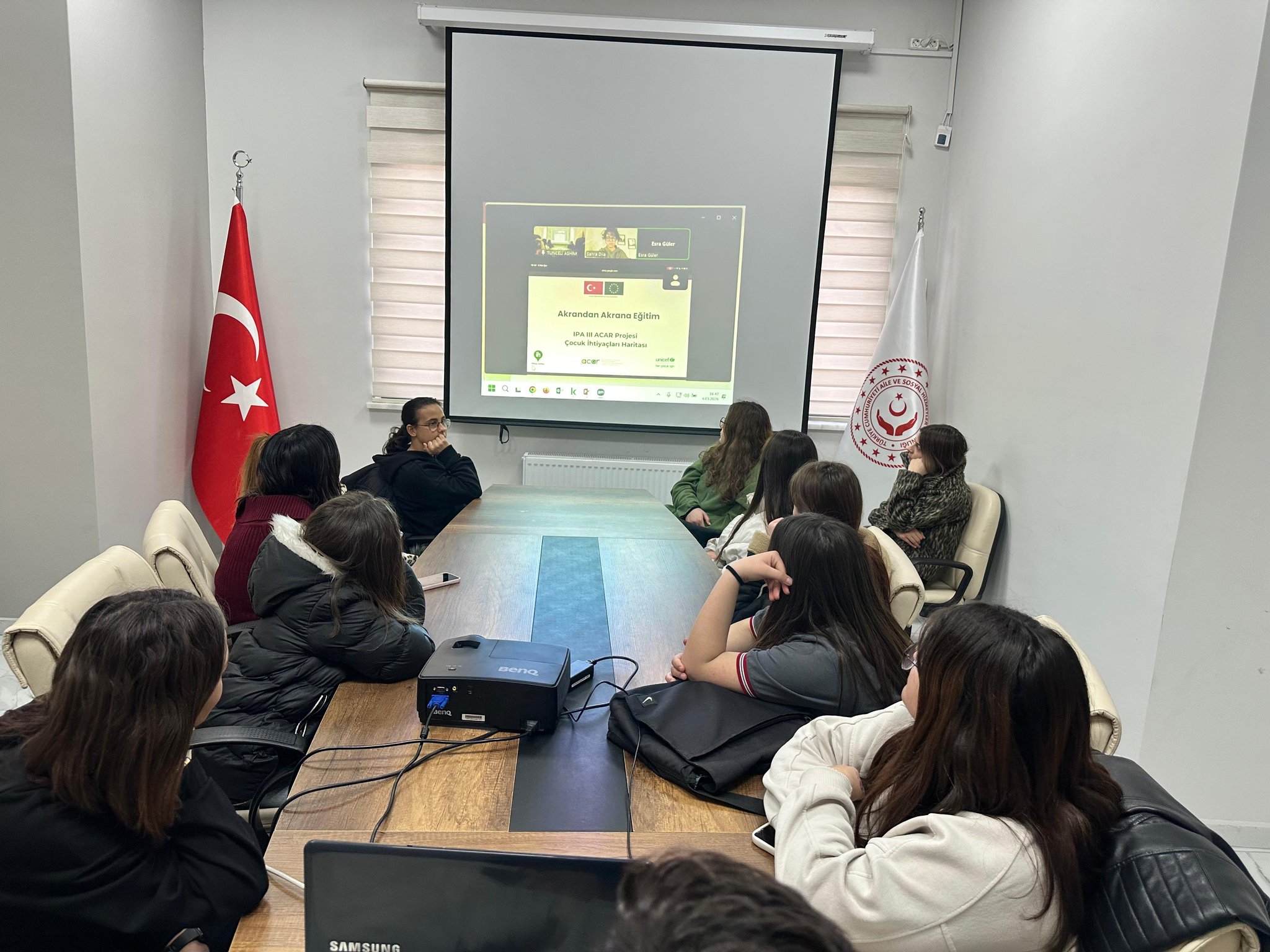 Müdürlüğümüze bağlı koruma ve bakım altında bulunan çocuklarımız, çocuk hakları konusunda farkındalıklarını artırmak için önemli bir eğitime katıldı.