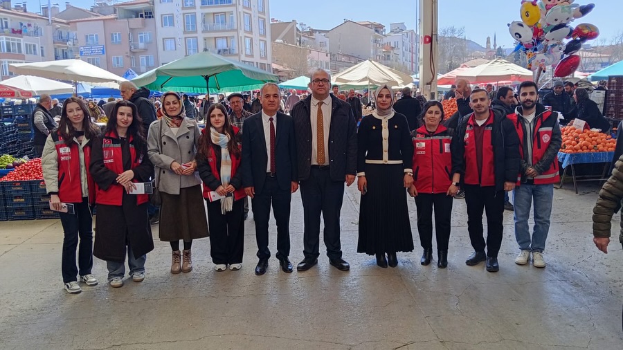 Halkımızla İç İçe, Erişilebilir Ve Güçlü Sosyal Hizmet İçin Çalışmalarımız Aralıksız Devam Ediyor. (4)