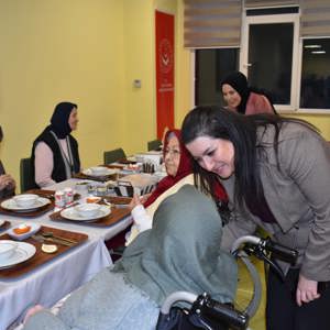 Geçmişin Mirası, Bugünün Hazinesi: Kıymetli Büyüklerimizle Bir Aradayız - fotoğraf 7