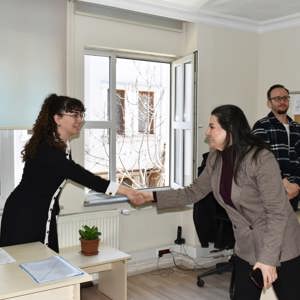 Şiddetin Karşısında, Kadının Yanında Biz Varız - fotoğraf 2