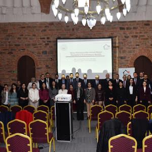 Bursa’da Koruyucu Aile Paydaşları "Tazeleme Eğitimi"nde Buluştu - fotoğraf 4