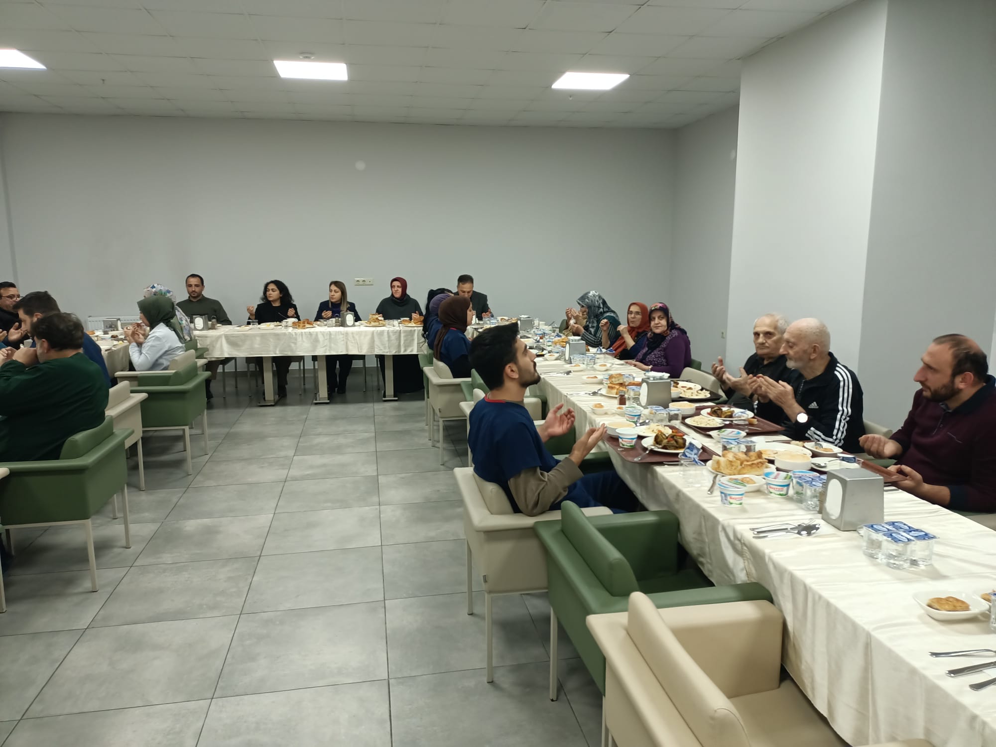 Kuruluşlarımızda İftar Programı