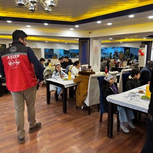 SED hizmetimizden yararlanan kıymetli ailelerimizle birlikte iftar programında bir araya geldik. - fotoğraf 3