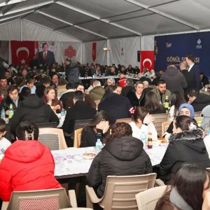 Büyük Aile Sofrasında Gönül Birliği  - fotoğraf 3
