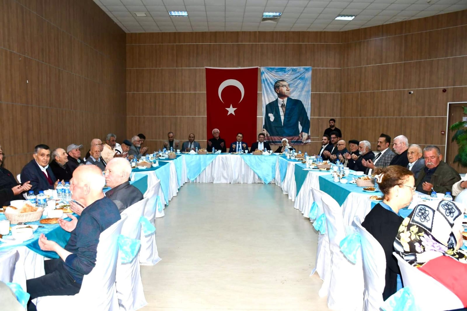 Sultanhisar Huzurevi Müdürlüğünde İftar Programı