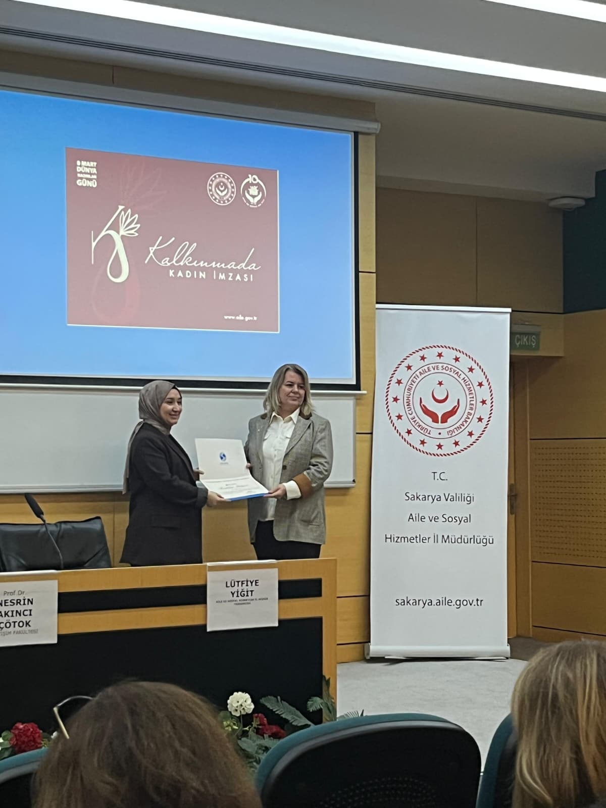 8 Mart Dünya Kadınlar Günü Paneli Gerçekleştirildi