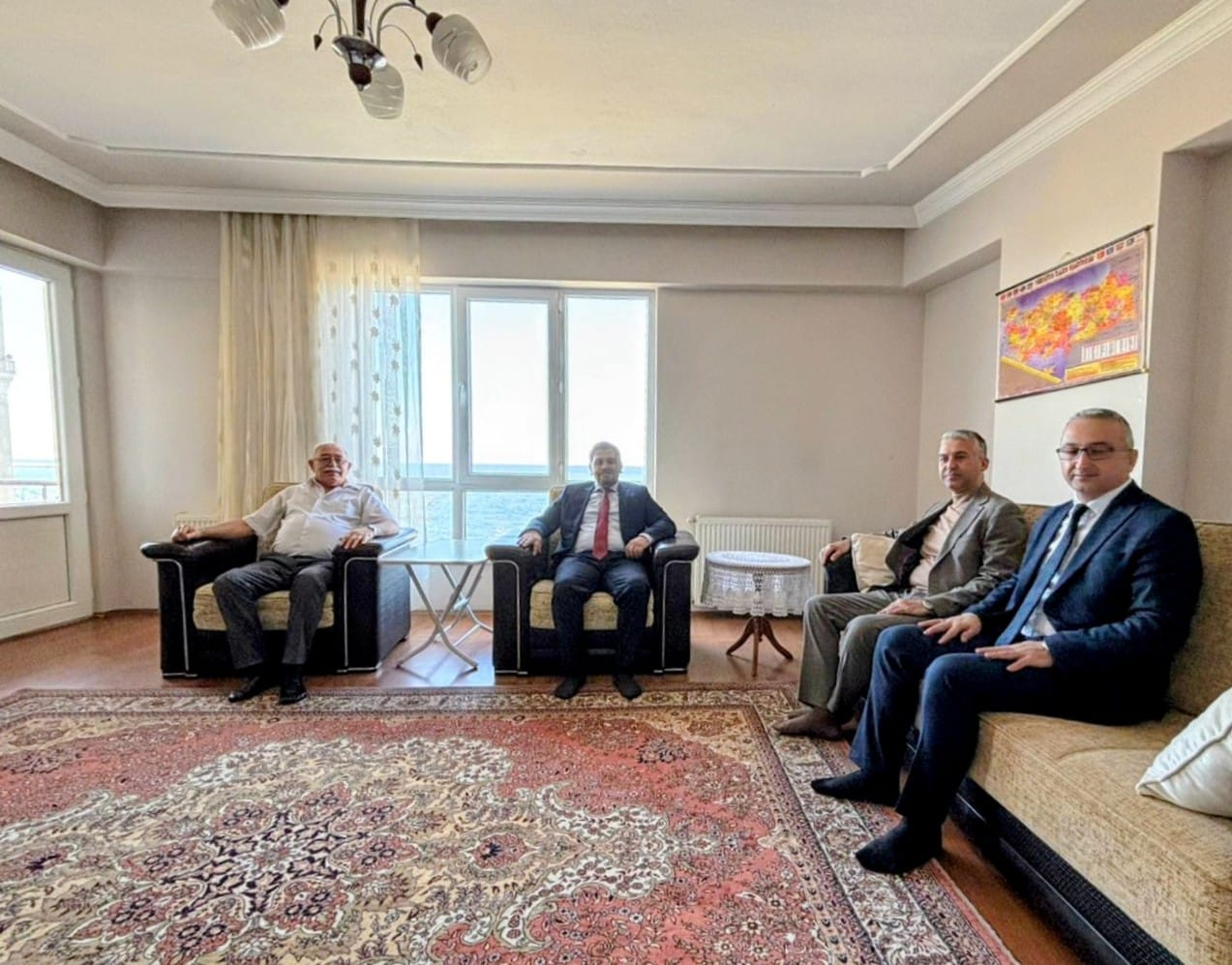 İl Müdürümüz Sayın Ender YANIK’tan Kıbrıs Gazimiz Mehmet TAŞ’a Ziyaret