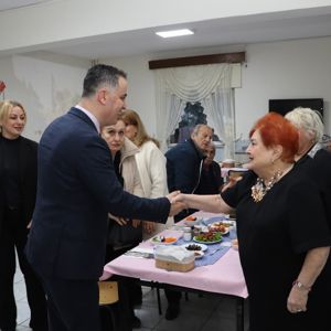 Karadeniz Ereğli Çocuk Koruma İlk Müdahale ve Değerlendirme Birimi  bünyesinde koruma ve bakım altında bulunan çocuklarımızla iftar programında bir araya gelindi. - fotoğraf 17