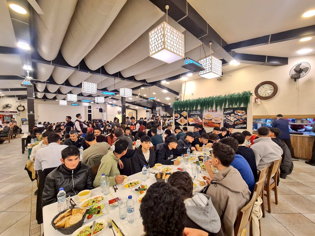 Öksüz ve Yetimler Günü’nde Anlamlı İftar Buluşması