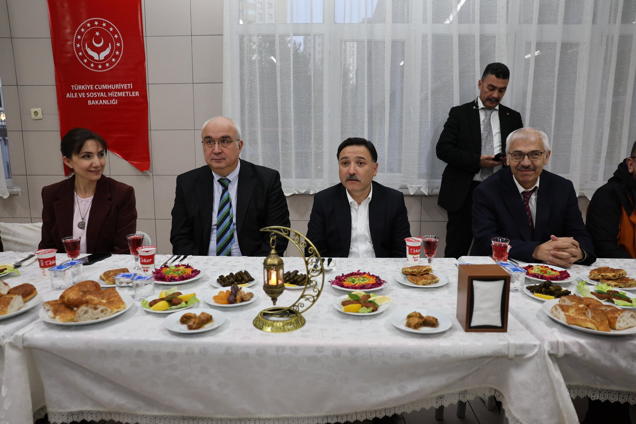 İstikbal Bakım ve Rehabilitasyon Merkezinde Anlamlı İftar Buluşması 🌙