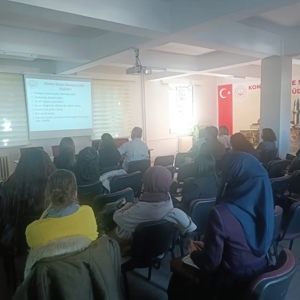 Geçici Koruyucu Aile Hizmet Modeli Tanıtım Programı Düzenlendi - fotoğraf 3