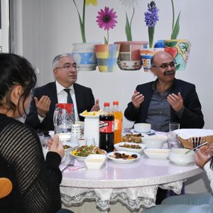 Geleceğimizin Teminatı Evlatlarımızla İftar Sevincinde Buluştuk - fotoğraf 3