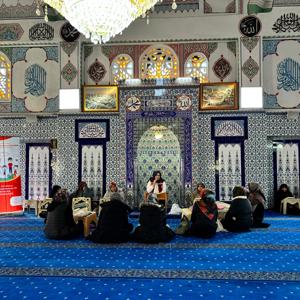 Ramazan Ayı Boyunca Camilerimizde Gerçekleştirilen Mukabele Programlarında Koruyucu Aile Hizmet Modeli Hakkında Tanıtım ve Bilgilendirme Çalışmaları Yapıldı. - fotoğraf 1