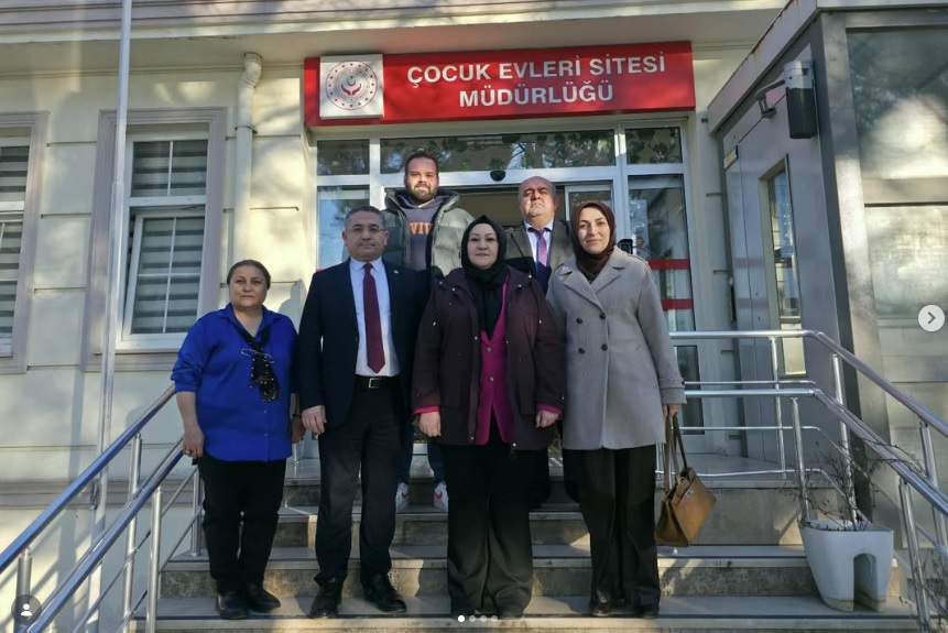 Engelli ve Yaşlı Hizmetleri Genel Müdürlüğü Yaşlı Bakım Hizmetleri Daire Başkanımız Gamze ALTUN ve İl Müdürümüz Adem YÜCEL , Amasya Çocuk Evleri Sitesi Müdürlüğümüzü ziyaret ettiler.