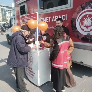 Mobil Sosyal Hizmet Aracımız TTM’de: Kadın Hakları ve Koruyucu Aile Modellerimizi Vatandaşlarımıza Anlattık - fotoğraf 2