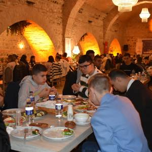 Tarihin Gölgesinde, Maneviyatın Huzurunda Bir Aradayız - fotoğraf 5