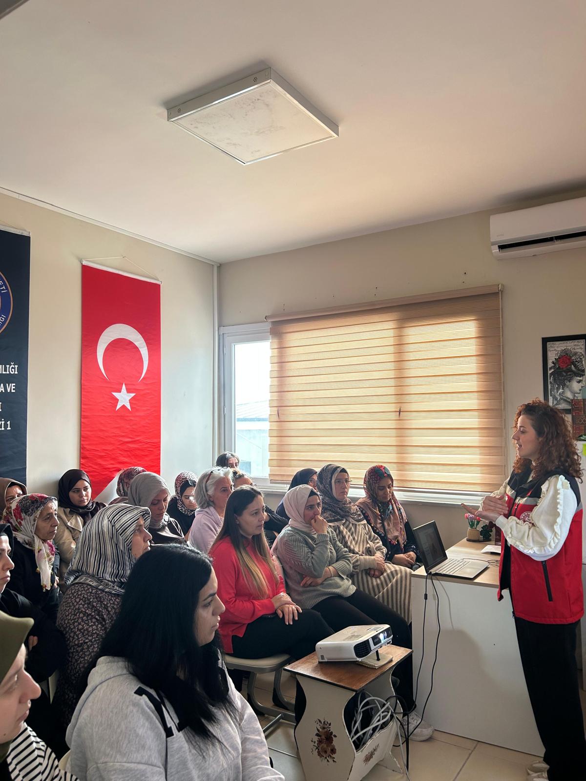 Aile Eğitim Programlarımızla, Ailelerimizde Sevgi ve Güven Bağlarını Güçlendirmeye Devam Ediyoruz