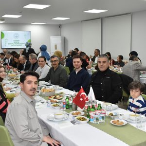Dünya Sosyal Hizmet Günü’nde "Büyük Aile İftarı" Heyecanı - fotoğraf 8