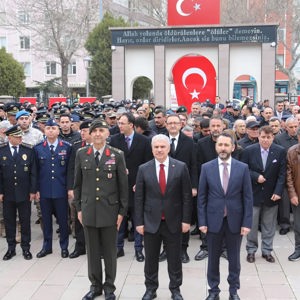 Çanakkale Zaferi’nin 111’inci Yıl Dönümünde Şehitlerimizi Rahmetle Andık - fotoğraf 4