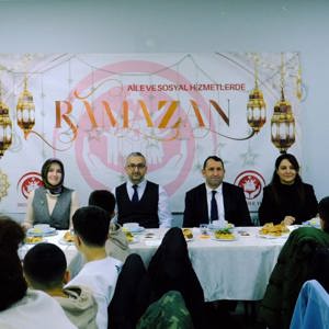 ÇEKOM’da İftar Sofrası Çocuklarla Bereketlendi. - fotoğraf 1