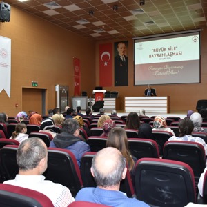 Geleneksel Bayramlaşma Töreninde Büyük Ailemiz Bir Araya Geldi - fotoğraf 3