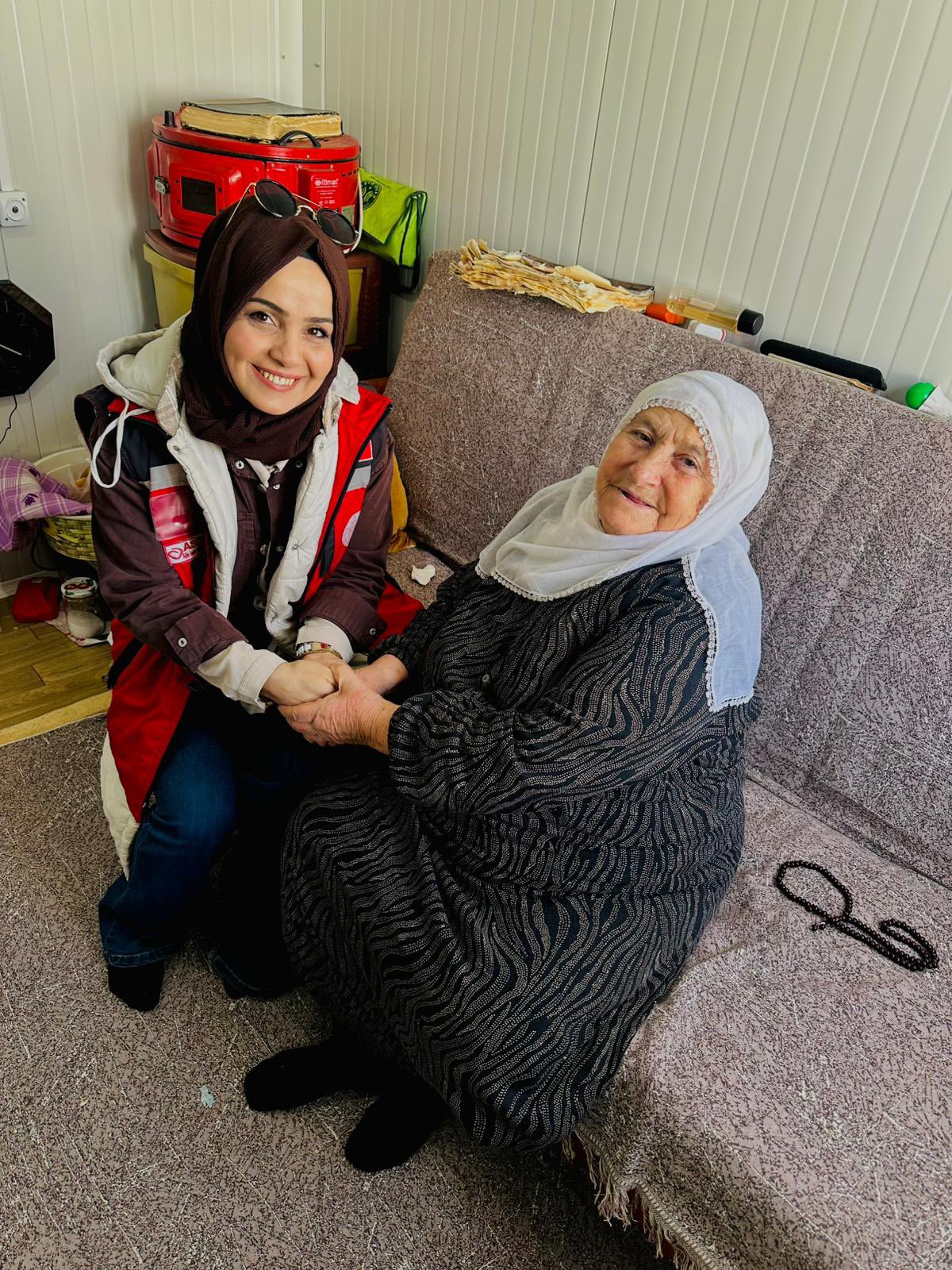 Elbistan’da Büyüklerimize Bayram Ziyareti