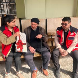 “Tek Başına Değil, Çok Başına Bayram” Projesiyle Tek Başına Yaşayan Yaşlılara Bayram Ziyareti - fotoğraf 2