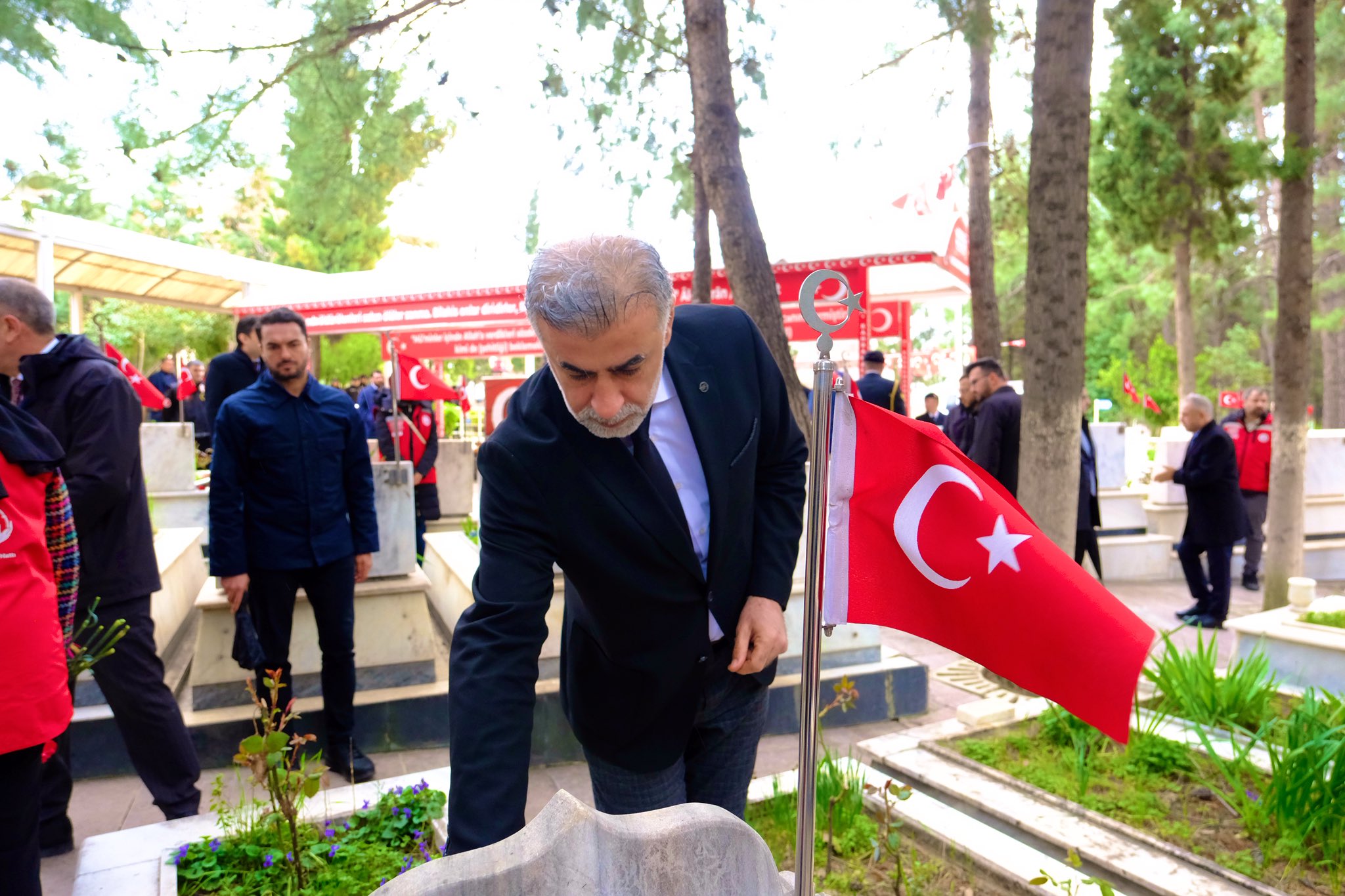 Şeyh Adil Mezarlığı’nda Aziz Şehitlerimiz Dualarla Anıldı