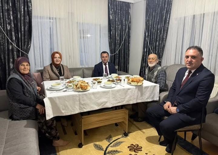 Şehit Ailesiyle İftar Programı Gerçekleştirildi.