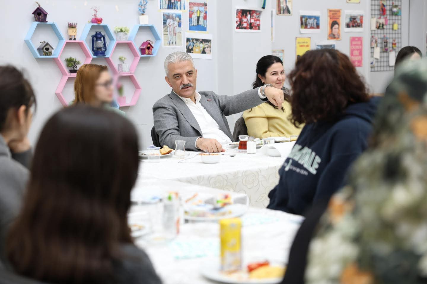 Fehmi Öney Çocuk Evleri Sitesine Ramazan Bayramı Ziyareti Gerçekleştirildi.