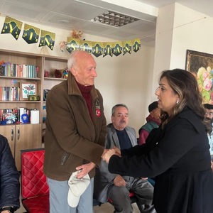 İl Müdürümüz Sayın Emine BÖÇKÜN, Karesi Huzurevi’ndeki Büyüklerimizi Ziyaret Ederek Bayramlaştı - fotoğraf 3