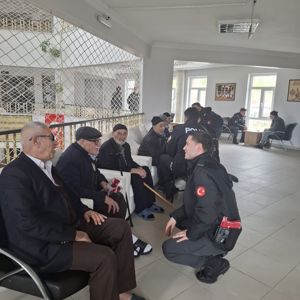 Yaşlılar Haftası kapsamında Alparslan Türkeş Huzurevi’mizde duygu dolu bir ziyaret gerçekleştirildi. - fotoğraf 2