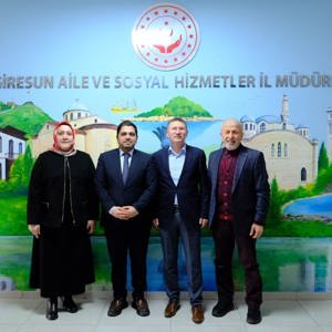 İl Müdürümüze Anlamlı Ziyaret - fotoğraf 1