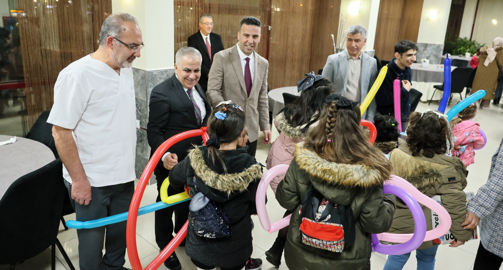 Çocuk Evlerimizdeki Evlatlarımızla Birlikte İftar Sofrası