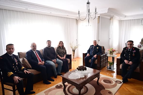  Aziz şehitlerimizin bizlere emaneti olan kıymetli aileleri, milletimizin gönlünde müstesna bir yere sahiptir.