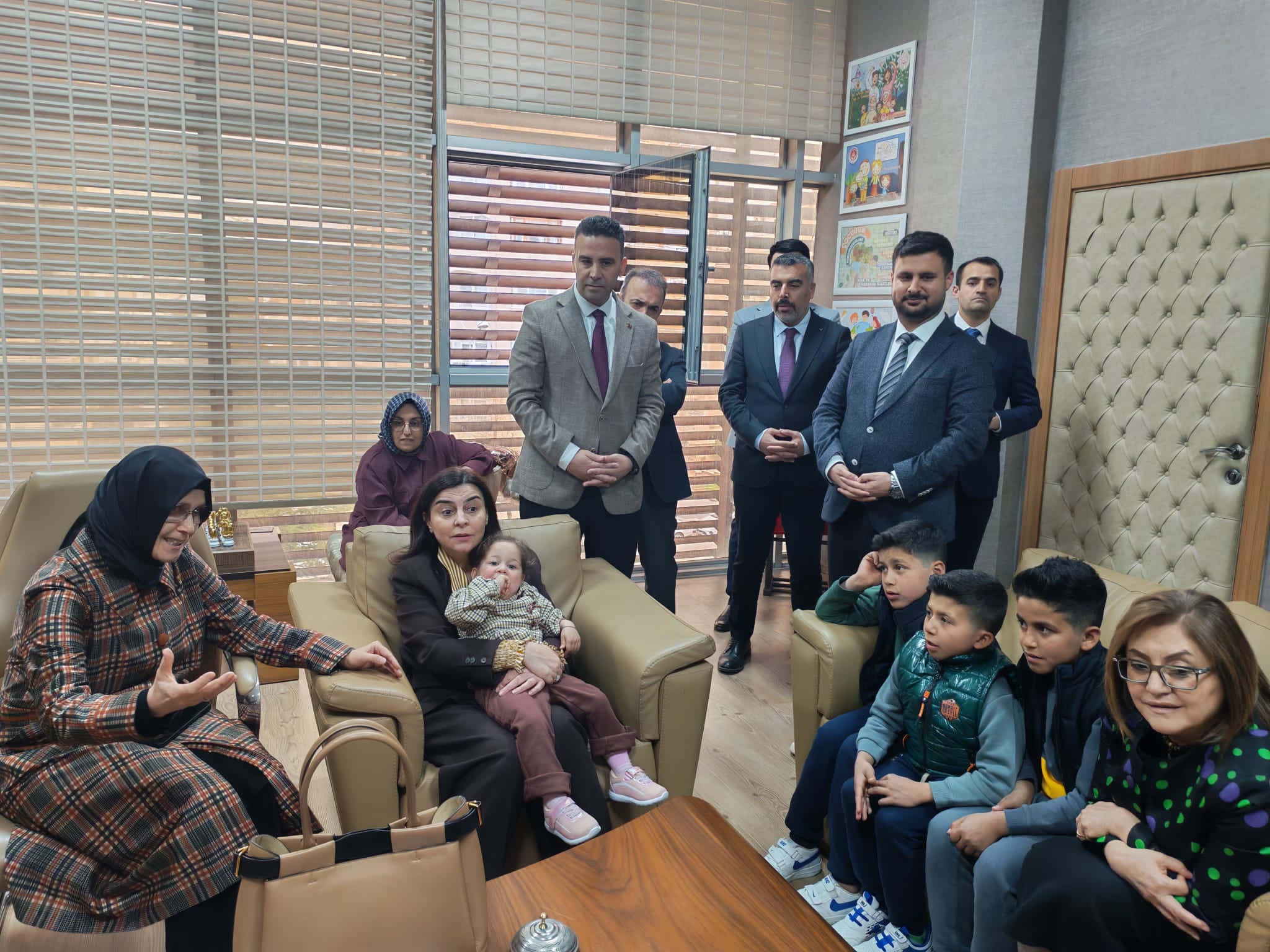 İstanbul Milletvekili Müşerref Pervin Tuba Durgut’tan İl Müdürlüğümüze Ziyaret ve Aile Buluşması