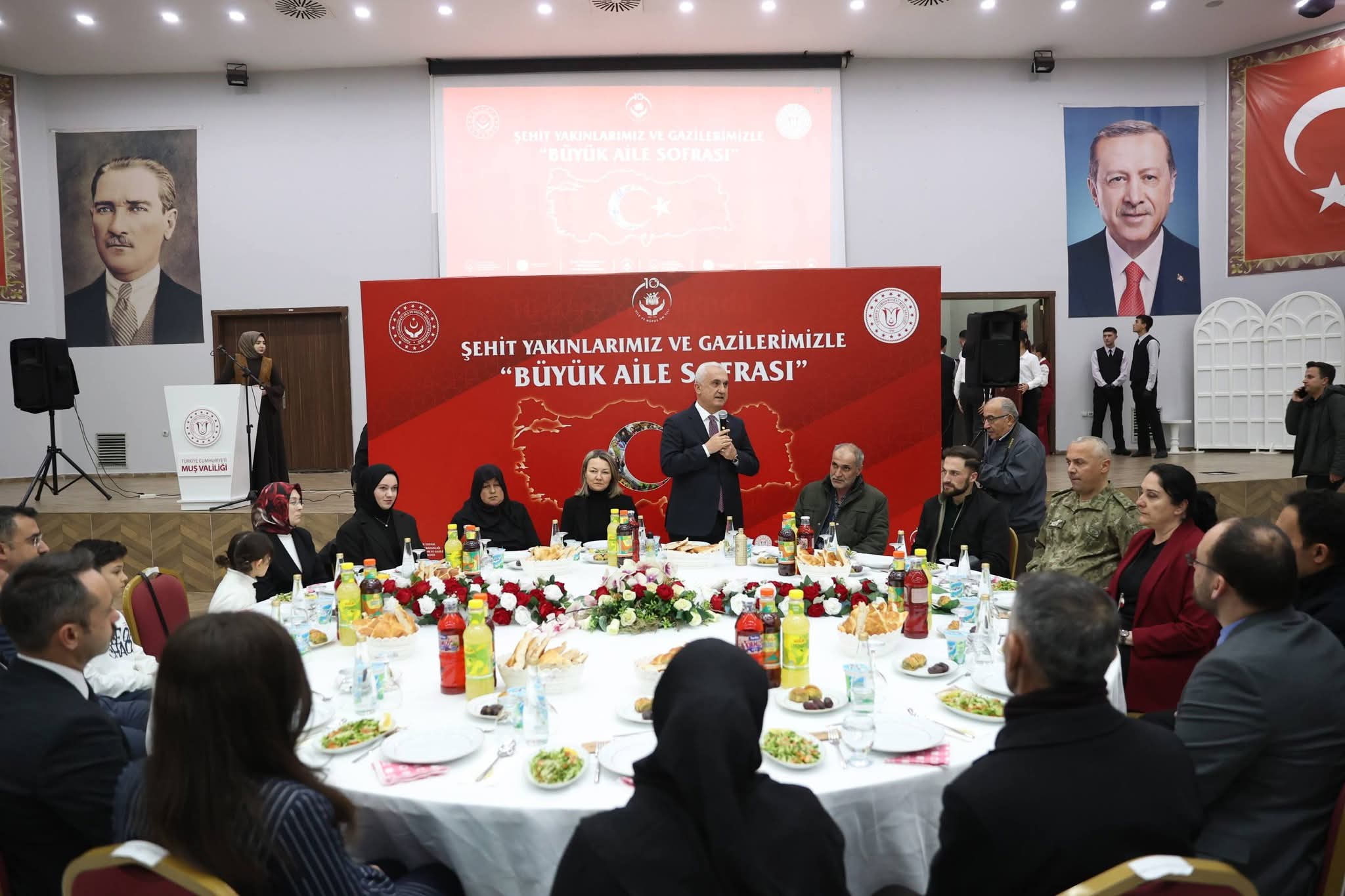 Büyük Aile Sofrası