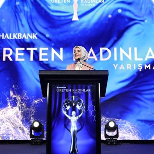 Aile ve Sosyal Hizmetler Bakanımız Göktaş, "Halkbank Üreten Kadınlar Yarışması Ödül Töreni"nde konuştu - fotoğraf 2