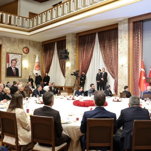Aile ve Sosyal Hizmetler Bakanımız Göktaş, TBMM'deki şehit aileleri ve gazilerle iftar programında konuştu - fotoğraf 2