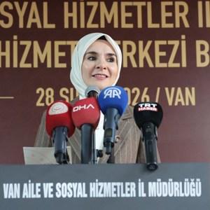 Yazdır Aile ve Sosyal Hizmetler Bakanımız Göktaş, Van'da açılış töreninde konuştu - fotoğraf 1