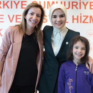 Bakanımız Göktaş, bakanlık personeli ile bayramlaştı - fotoğraf 1