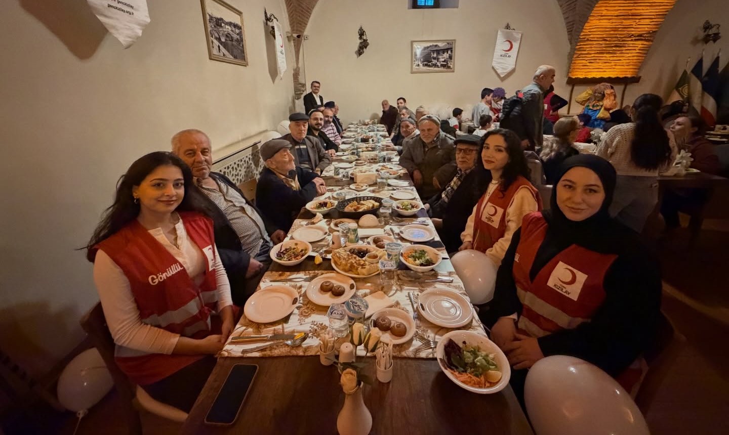 Nesiller Aynı Sofrada Buluştu